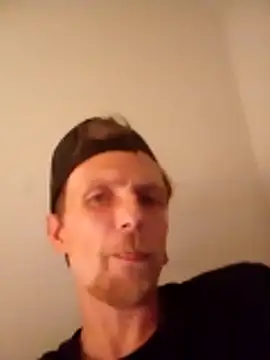 Snapshot of AcquiredCompound chatting on 25, 10, 2025 AcquiredCompound online show from 25, 10, 2025