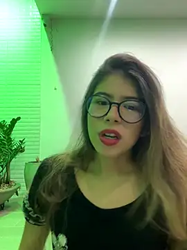 Caitlin Cat online show from 13, 10, 2025