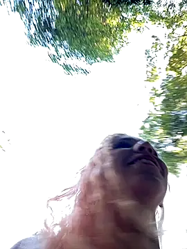 Snapshot of Bruna551 chatting on 5, 10, 2025 Bruna551 online show from 5, 10, 2025