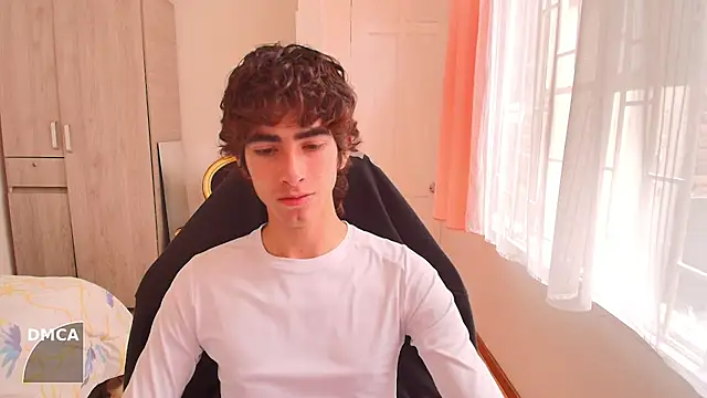 Nude Boy18 online show from 25, 9, 2025