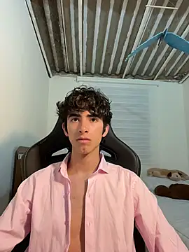 Snapshot of Nude_Boy18 chatting on 10, 6, 2026 Nude Boy18 online show from 10, 6, 2026