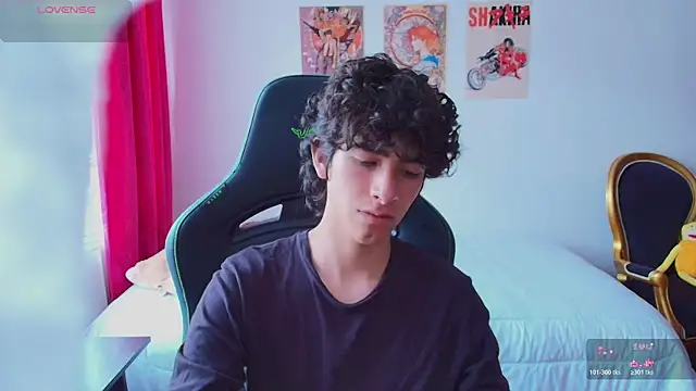 Snapshot of Nude_Boy18 chatting on 4, 7, 2026 Nude Boy18 online show from 4, 7, 2026