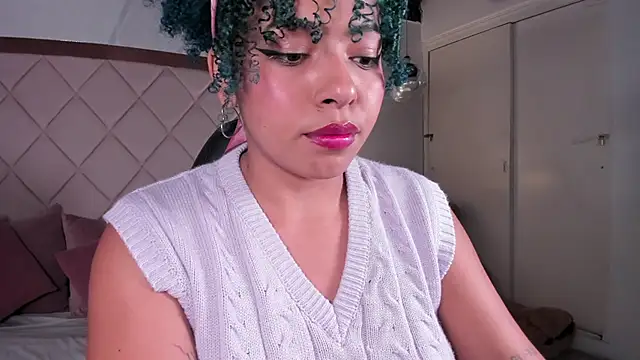 momo ayasse online show from 11, 11, 2025