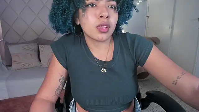 momo ayasse online show from 24, 11, 2025