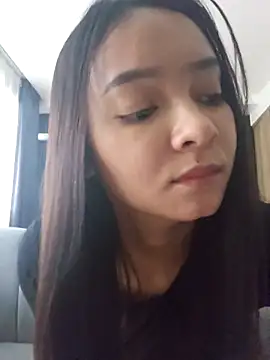 Natural Asian Girl online show from 5, 12, 2025