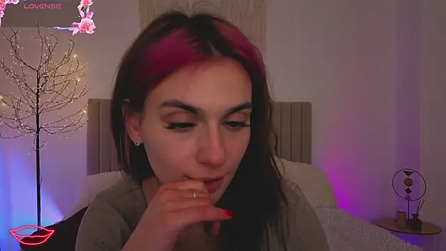 Little mia   online show from 14, 4, 2026