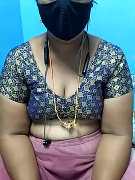 Snapshot of Tamil_Sweety chatting on 25, 10, 2025 Tamil Sweety online show from 25, 10, 2025