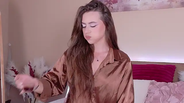 Sienna Voss online show from 4, 4, 2026