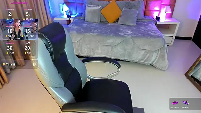 Catti Brie online show from 6, 11, 2025