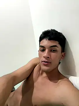 Tylerffoxx online show from 14, 10, 2025