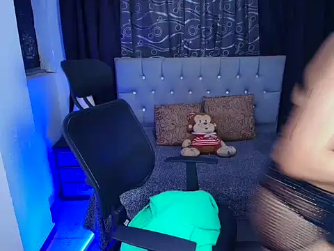 Snapshot of barbie_angels chatting on 23, 9, 2025 barbie angels online show from 23, 9, 2025