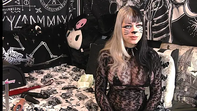 Paige Turner online show from 28, 10, 2025