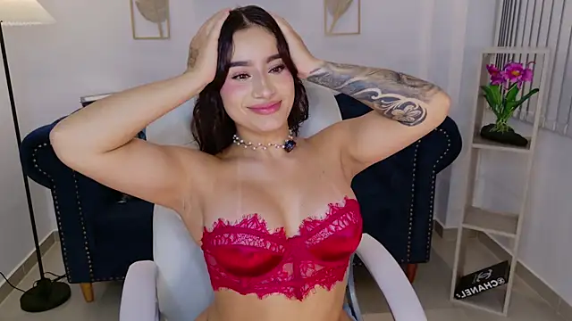 Saskia litt online show from 6, 4, 2026