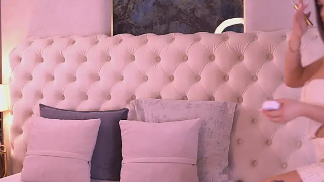 BellaNoirre online show from 19, 3, 2026