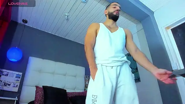 Yiyo10  online show from 20, 3, 2026