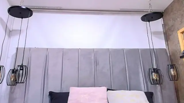 Snapshot of MashaPiink chatting on 13, 5, 2026 MashaPiink online show from 13, 5, 2026