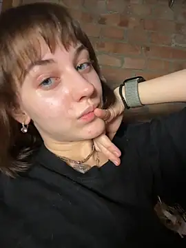 Only April online show from 3, 12, 2025