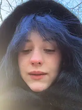 Only April online show from 6, 2, 2026