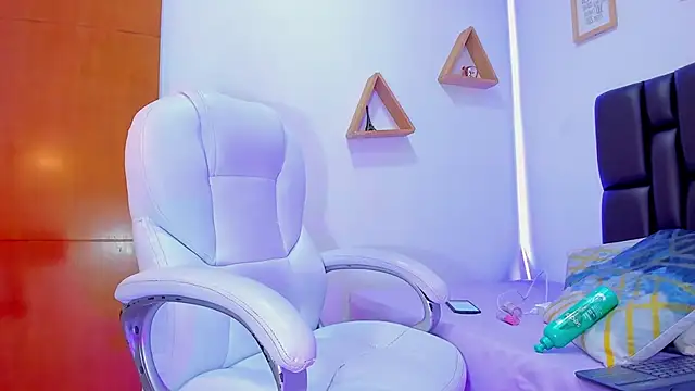 miiarod online show from 28, 10, 2025