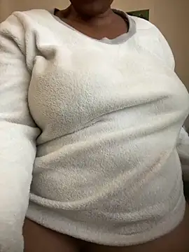 Ebonyboobsmilk online show from 5, 12, 2025