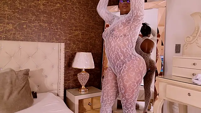 kaylie mitchel online show from 5, 11, 2025