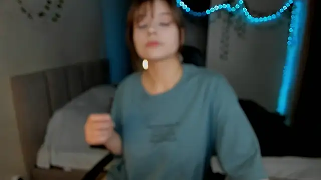 Snapshot of Selena_Durden chatting on 14, 10, 2025 Selena Durden online show from 14, 10, 2025