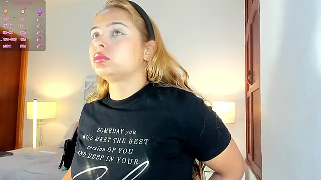 MikaelaStone online show from 8, 1, 2026