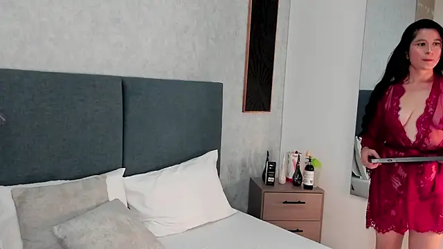 ShanelEvans online show from 12, 11, 2025