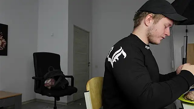 Richard Dullas online show from 9, 10, 2025