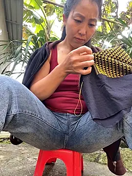 Huong-Ly online show from 19, 10, 2025