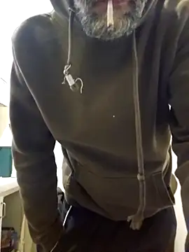 Snapshot of Stingles chatting on 28, 9, 2025 Stingles online show from 28, 9, 2025