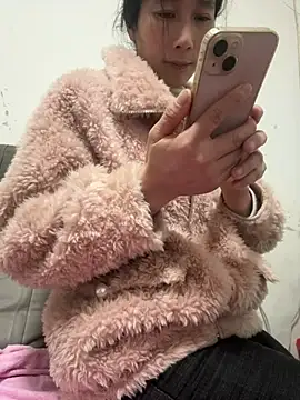 crhong666 online show from 1, 3, 2026