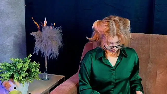 Stella Vanila online show from 9, 2, 2026