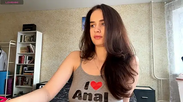 Quiet luxury online show from 16, 12, 2025