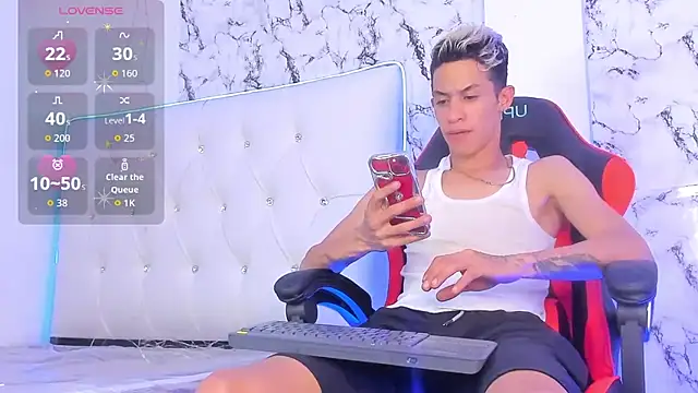 Leonardo-bigcock online show from 8, 4, 2026