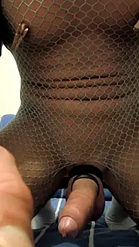 Snapshot of HandSom3Guy chatting on 2, 11, 2025 HandSom3Guy online show from 2, 11, 2025