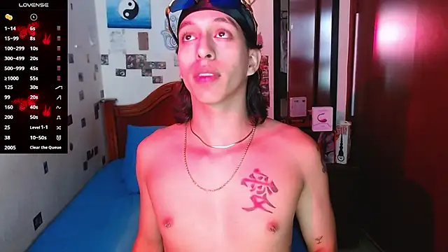 Snapshot of DannyPhantom555 chatting on 14, 11, 2025 DannyPhantom555 online show from 14, 11, 2025