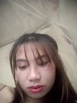 Dung-Thao19 online show from 9, 10, 2025