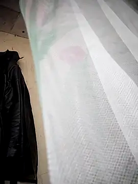 Dung-Thao19 online show from 6, 11, 2025