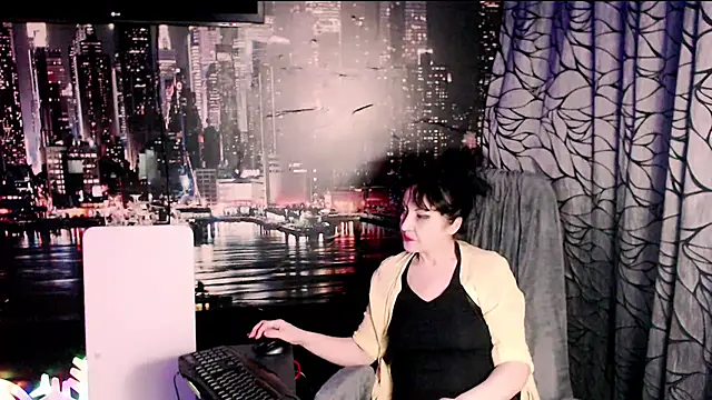 AMOURSWEET2025 online show from 20, 3, 2026