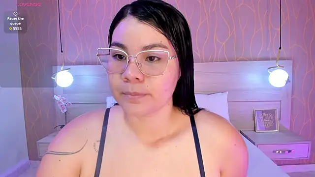 Snapshot of bumyrose chatting on 19, 6, 2026 bumyrose online show from 19, 6, 2026