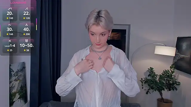 Snapshot of OdelynaAsp chatting on 2, 11, 2025 OdelynaAsp online show from 2, 11, 2025