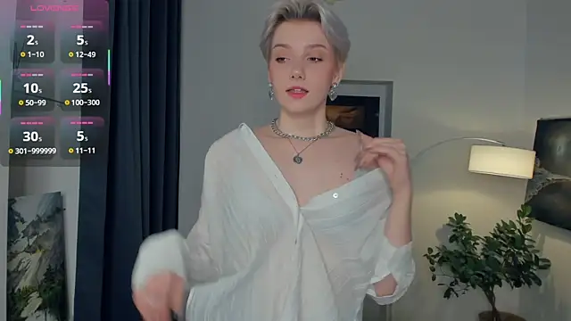 Snapshot of OdelynaAsp chatting on 5, 11, 2025 OdelynaAsp online show from 5, 11, 2025