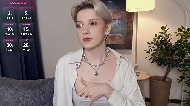 Snapshot of OdelynaAsp chatting on 30, 11, 2025 OdelynaAsp online show from 30, 11, 2025