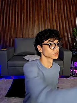 Phillicious   online show from 20, 2, 2026