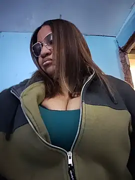 Snapshot of Avannay chatting on 21, 7, 2026 Avannay online show from 21, 7, 2026