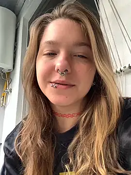 Snapshot of VesnaCrystal chatting on 28, 9, 2025 VesnaCrystal online show from 28, 9, 2025