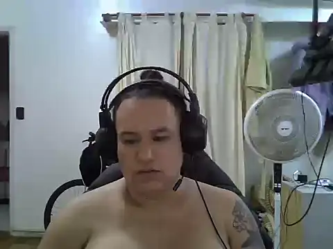 Snapshot of transgordimilf chatting on 16, 11, 2025 transgordimilf online show from 16, 11, 2025