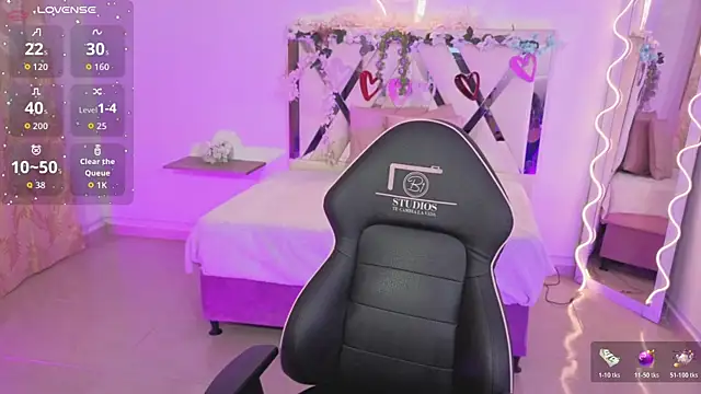 ZURY TAY online show from 24, 10, 2025