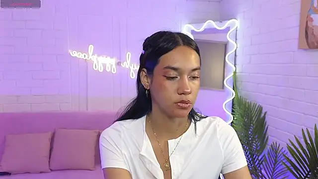 artemiss tay online show from 16, 9, 2025